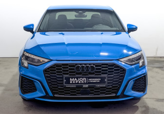 Подержанный автомобиль Audi A3 Sedan 2021 года (2 фото)
