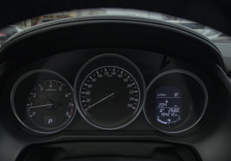 Подержанный автомобиль Mazda 6 Sedan 2015 года (11 фото)