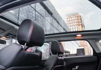 Подержанный автомобиль Land Rover Range Rover Evoque 2012 года (11 фото)