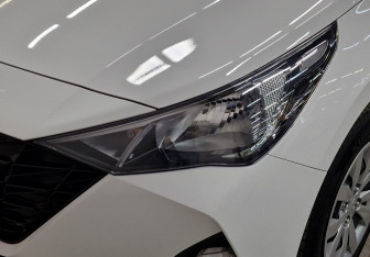 Подержанный автомобиль Hyundai Solaris Sedan 2021 года (20 фото)