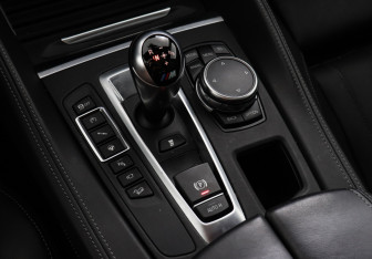 Подержанный автомобиль BMW X6 M 2016 года (16 фото)