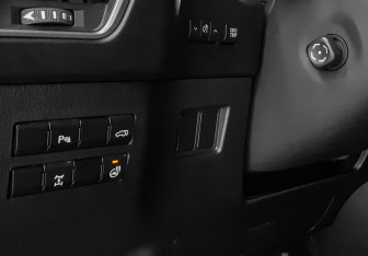 Подержанный автомобиль Lexus NX 2015 года (19 фото)