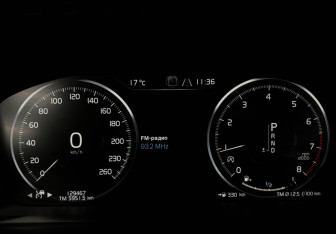 Подержанный автомобиль Volvo XC90 2020 года (11 фото)