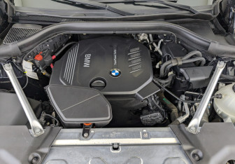 Подержанный автомобиль BMW X3 2021 года (9 фото)