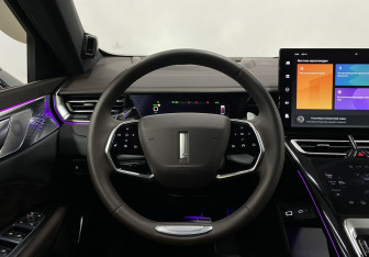 Подержанный автомобиль Wey 05 2023 года (15 фото)