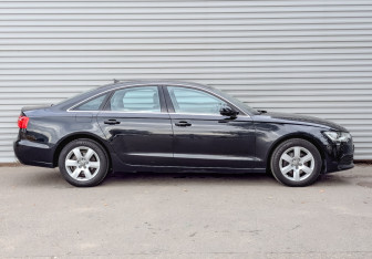 Подержанный автомобиль Audi A6 Sedan 2012 года (4 фото)