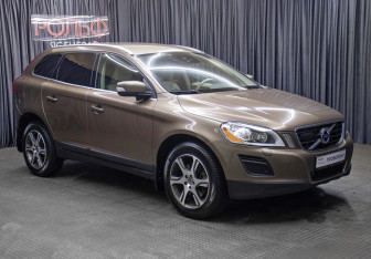 Подержанный автомобиль Volvo XC60 2013 года (3 фото)