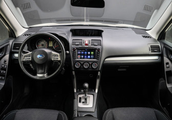 Подержанный автомобиль Subaru Forester Suv 2014 года (9 фото)