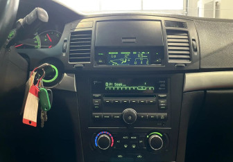Подержанный автомобиль Chevrolet Epica 2008 года (13 фото)