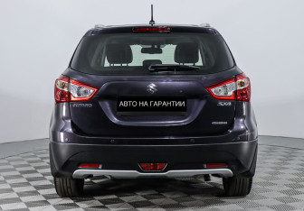 Подержанный автомобиль Suzuki SX4 Hatchback 2014 года (6 фото)