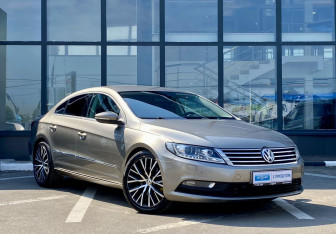Подержанный автомобиль Volkswagen Passat CC 2012 года (3 фото)