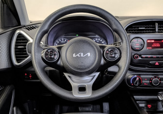 Подержанный автомобиль Kia Soul 2022 года (22 фото)