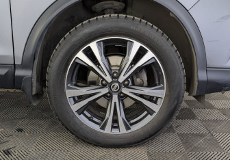 Подержанный автомобиль Nissan Qashqai 2021 года (12 фото)