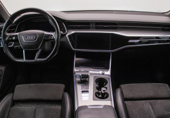 Подержанный автомобиль Audi A6 Sedan 2018 года (13 фото)