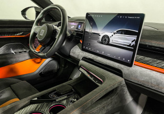 Подержанный автомобиль Zeekr 001 2023 года (9 фото)