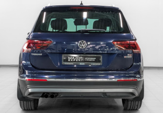 Подержанный автомобиль Volkswagen Tiguan 2017 года (6 фото)