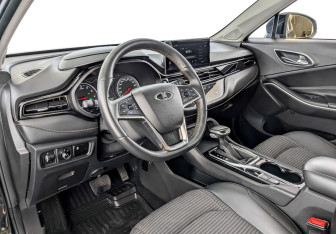 Подержанный автомобиль Москвич 3 2023 года (16 фото)