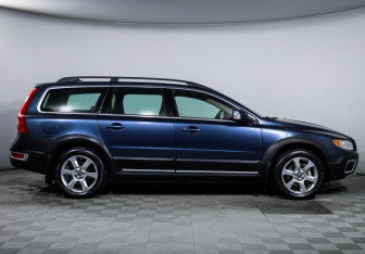 Подержанный автомобиль Volvo XC70 2008 года (4 фото)