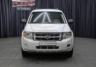 Подержанный автомобиль Ford Escape 2007 года (2 фото)