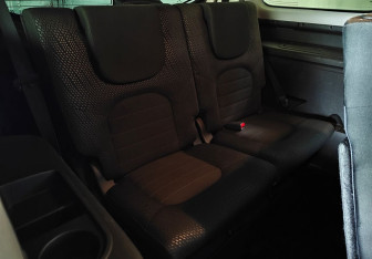Подержанный автомобиль Nissan Pathfinder 2011 года (11 фото)
