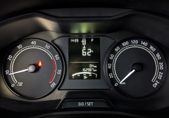 Подержанный автомобиль Skoda Rapid Liftback 2021 года (13 фото)