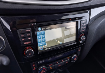 Подержанный автомобиль Nissan X-Trail 2015 года (26 фото)