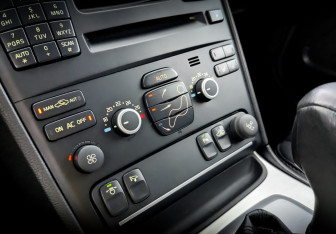 Подержанный автомобиль Volvo XC90 2013 года (27 фото)