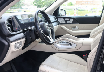 Подержанный автомобиль Mercedes-Benz GLE 2021 года (16 фото)