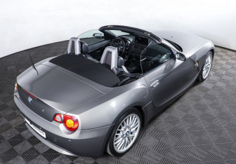 Подержанный автомобиль BMW Z4 Roadster 2004 года (42 фото)