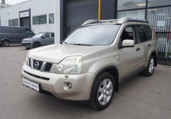 Подержанный автомобиль Nissan X-Trail 2008 года (1 фото)
