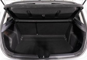 Подержанный автомобиль Kia Ceed Hatchback 2015 года (10 фото)