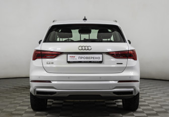 Подержанный автомобиль Audi Q3 2020 года (6 фото)