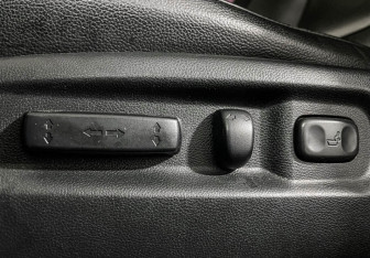 Подержанный автомобиль Honda Pilot 2013 года (14 фото)