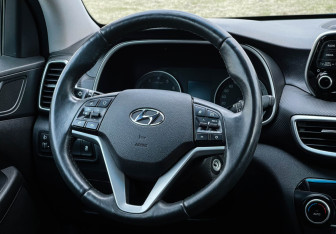 Подержанный автомобиль Hyundai Tucson 2018 года (14 фото)