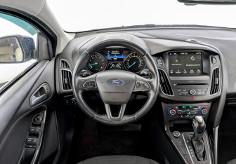 Подержанный автомобиль Ford Focus Wagon 2018 года (21 фото)