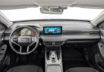 Подержанный автомобиль Haval Jolion 2022 года (14 фото)