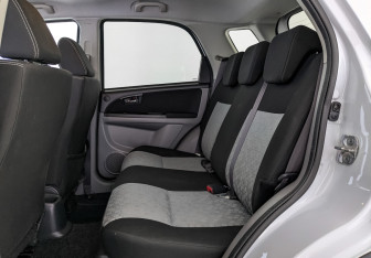 Подержанный автомобиль Suzuki SX4 Hatchback 2013 года (18 фото)