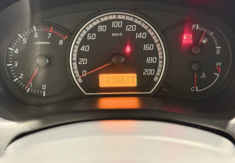 Подержанный автомобиль Suzuki Swift Hatchback 2007 года (7 фото)