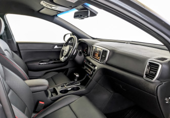 Подержанный автомобиль Kia Sportage 2021 года (11 фото)