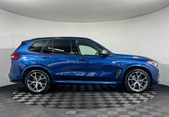 Подержанный автомобиль BMW X5 2018 года (6 фото)