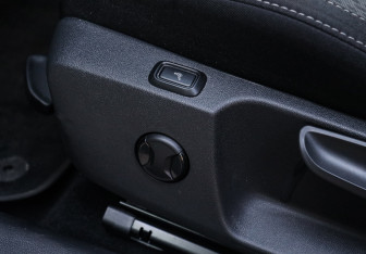 Подержанный автомобиль Skoda Octavia Wagon 2021 года (17 фото)