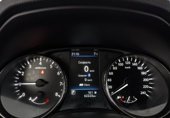 Подержанный автомобиль Nissan Qashqai 2021 года (16 фото)