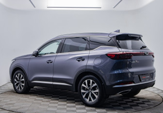Подержанный автомобиль Chery Tiggo 7 Pro 2022 года (3 фото)