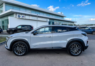 Подержанный автомобиль Changan UNI-T 2024 года (8 фото)