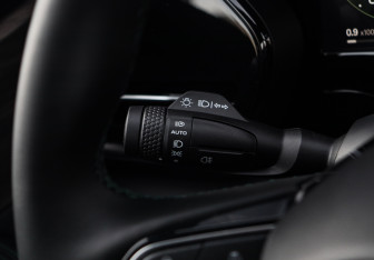 Подержанный автомобиль Geely Monjaro 2025 года (34 фото)