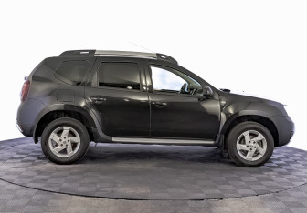 Подержанный автомобиль Renault Duster 2018 года (4 фото)