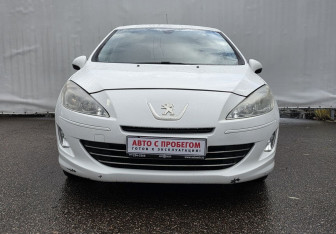 Подержанный автомобиль Peugeot 408 2013 года (2 фото)