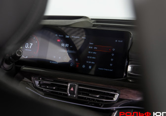 Подержанный автомобиль Exeed VX 2021 года (13 фото)