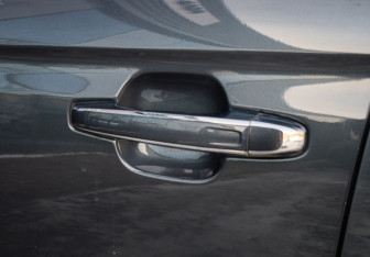 Подержанный автомобиль Geely Atlas Pro 2022 года (14 фото)