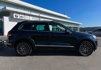 Новый Volkswagen Touareg 2016 (4 фото)